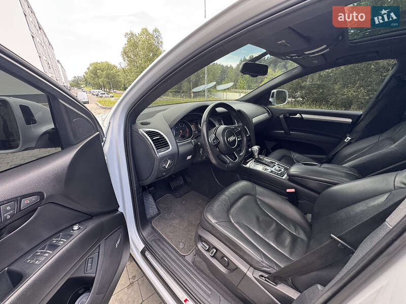 Позашляховик / Кросовер Audi Q7 2013 в Яворові
