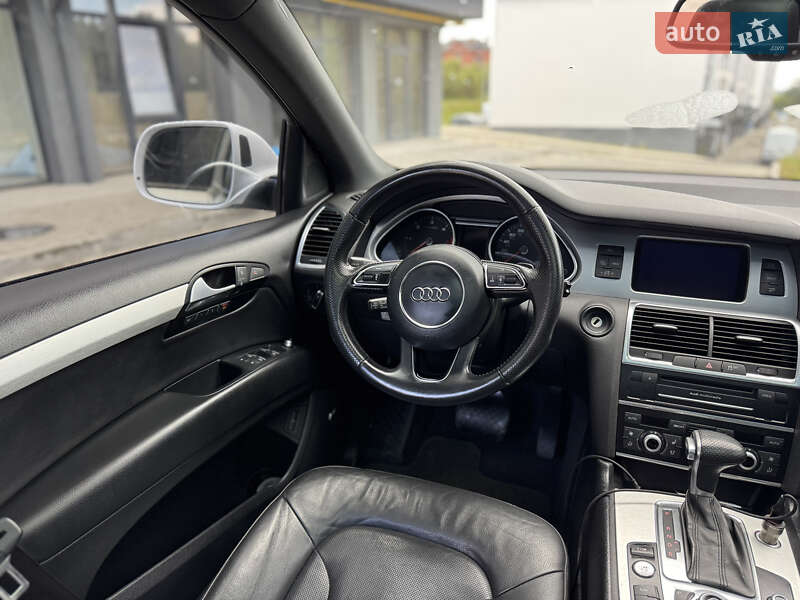 Позашляховик / Кросовер Audi Q7 2013 в Яворові