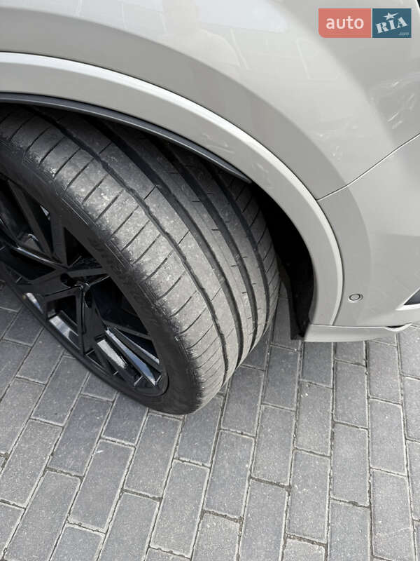 Внедорожник / Кроссовер Audi Q7 2021 в Ровно