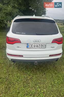 Внедорожник / Кроссовер Audi Q7 2015 в 