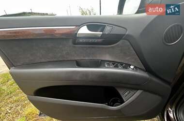 Внедорожник / Кроссовер Audi Q7 2013 в 