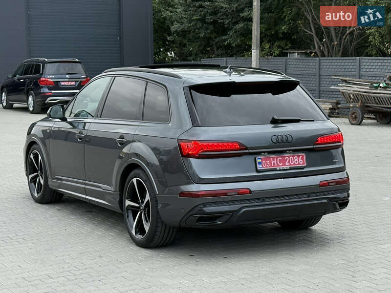 Внедорожник / Кроссовер Audi Q7 2020 в Ровно