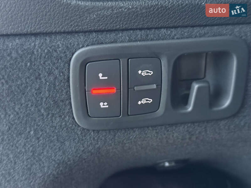 Внедорожник / Кроссовер Audi Q7 2020 в Ровно