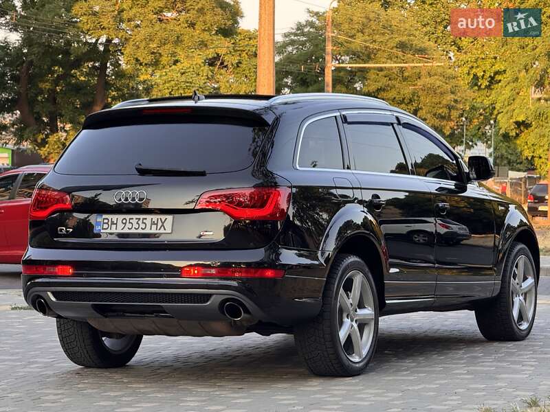 Внедорожник / Кроссовер Audi Q7 2011 в Одессе