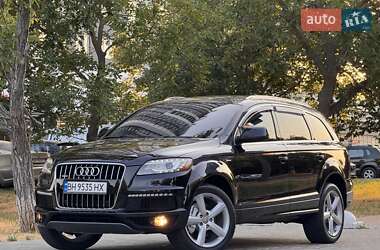 Внедорожник / Кроссовер Audi Q7 2011 в 