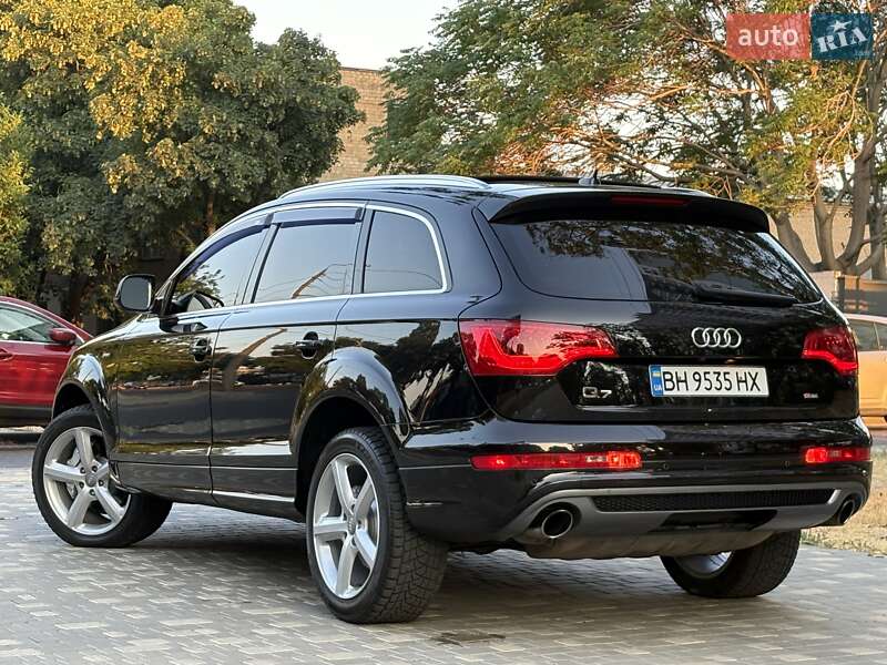 Внедорожник / Кроссовер Audi Q7 2011 в Одессе