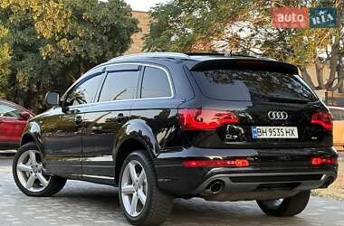 Внедорожник / Кроссовер Audi Q7 2011 в 