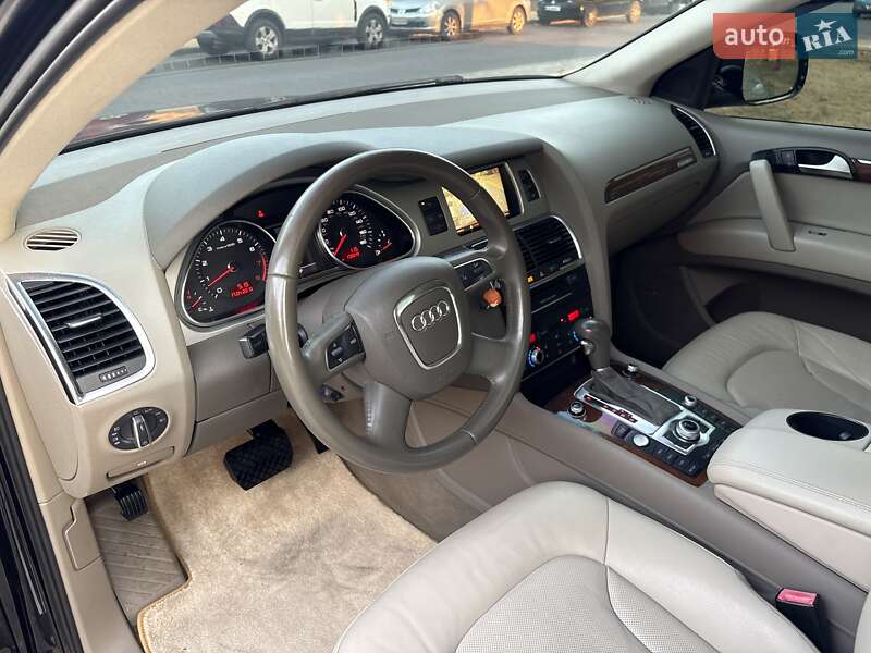 Внедорожник / Кроссовер Audi Q7 2011 в Одессе