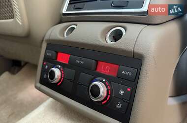 Внедорожник / Кроссовер Audi Q7 2011 в 