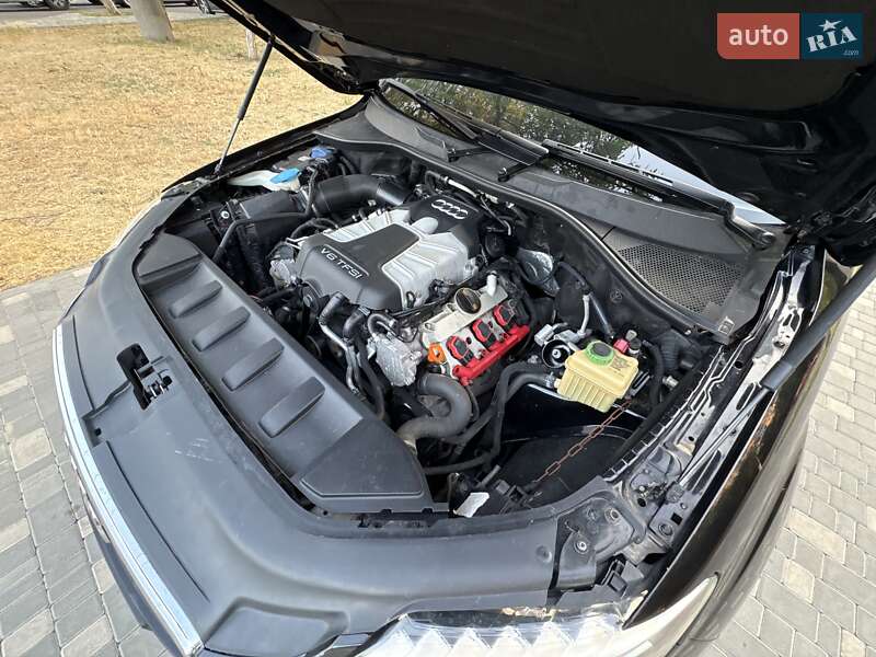 Внедорожник / Кроссовер Audi Q7 2011 в Одессе