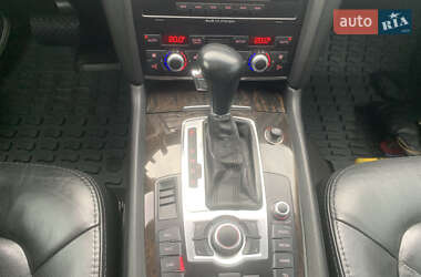 Внедорожник / Кроссовер Audi Q7 2007 в 