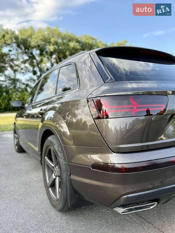 Внедорожник / Кроссовер Audi Q7 2018 в Звягеле фото 9 Внедорожник / Кроссовер Audi Q7 2018 в Звягеле