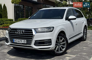 Позашляховик / Кросовер Audi Q7 2017 в Мукачевому