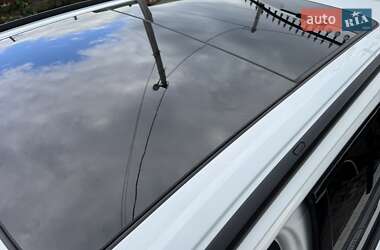Внедорожник / Кроссовер Audi Q7 2016 в 