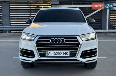 Позашляховик / Кросовер Audi Q7 2016 в Києві
