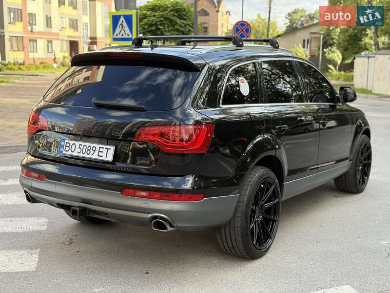 Позашляховик / Кросовер Audi Q7 2012 в Тернополі
