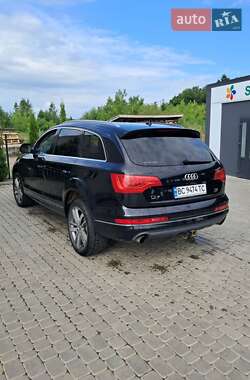 Внедорожник / Кроссовер Audi Q7 2012 в 