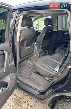 Внедорожник / Кроссовер Audi Q7 2012 в 
