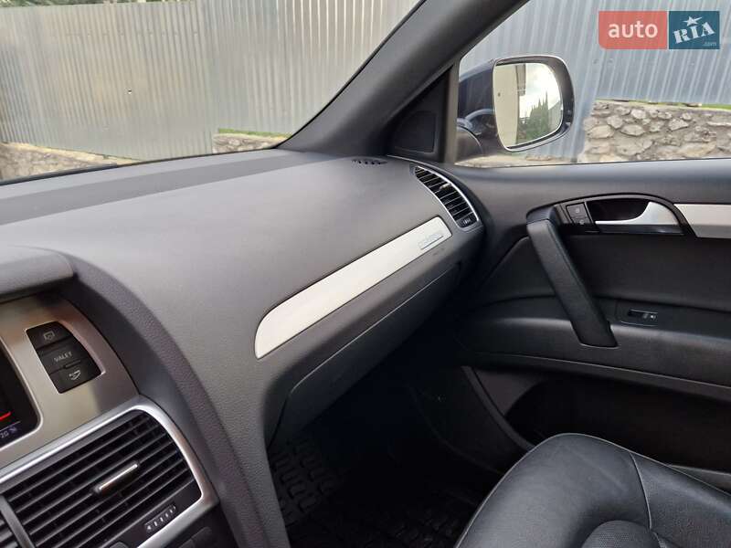 Внедорожник / Кроссовер Audi Q7 2013 в Тернополе