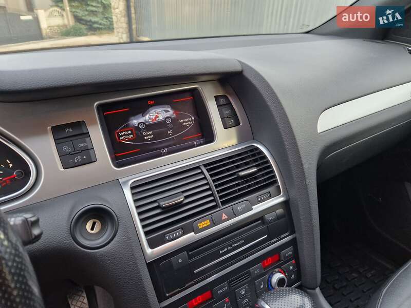 Внедорожник / Кроссовер Audi Q7 2013 в Тернополе