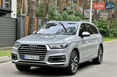 Позашляховик / Кросовер Audi Q7 2015 в Києві