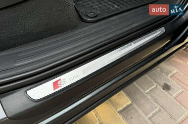 Внедорожник / Кроссовер Audi Q7 2011 в 