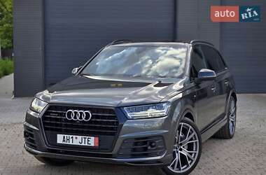 Внедорожник / Кроссовер Audi Q7 2019 в 