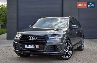 Внедорожник / Кроссовер Audi Q7 2019 в 