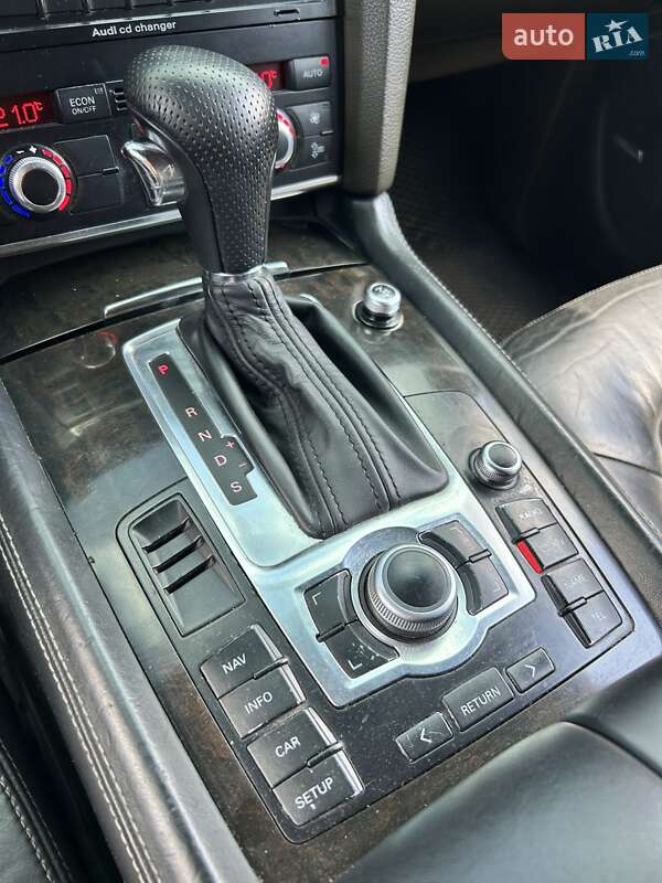 Внедорожник / Кроссовер Audi Q7 2006 в Сумах