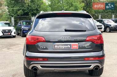Внедорожник / Кроссовер Audi Q7 2013 в 
