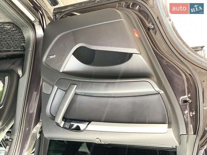 Внедорожник / Кроссовер Audi Q7 2013 в Виннице