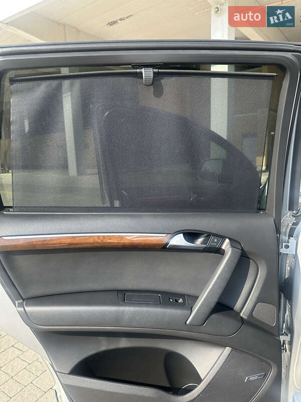 Внедорожник / Кроссовер Audi Q7 2010 в Львове
