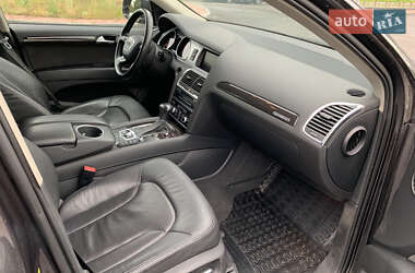 Внедорожник / Кроссовер Audi Q7 2013 в 