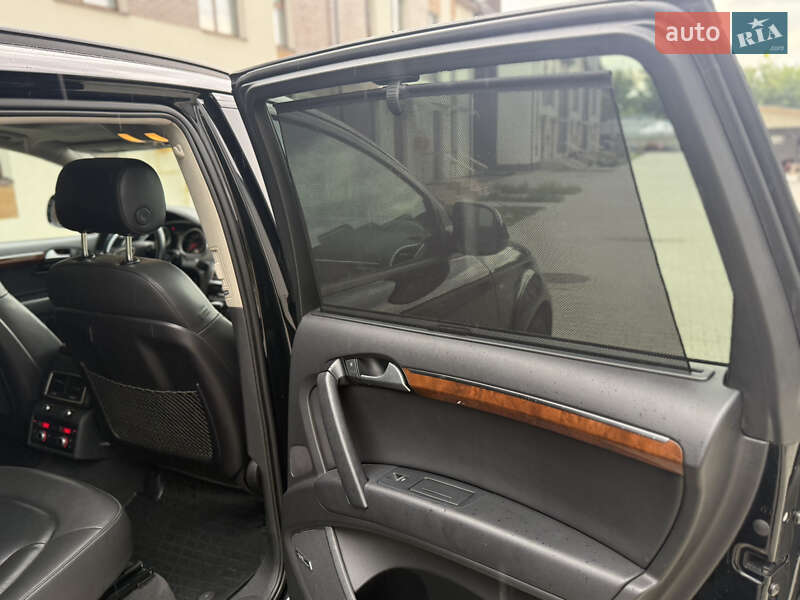 Внедорожник / Кроссовер Audi Q7 2014 в Хмельницком