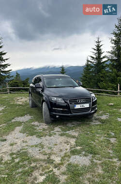 Внедорожник / Кроссовер Audi Q7 2009 в 