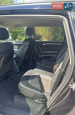Внедорожник / Кроссовер Audi Q7 2013 в 