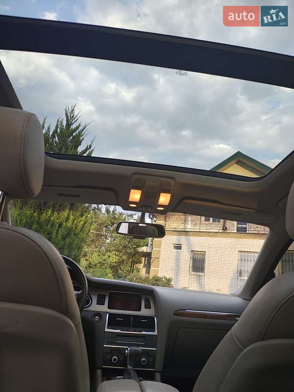 Внедорожник / Кроссовер Audi Q7 2014 в Запорожье