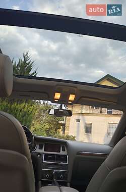 Внедорожник / Кроссовер Audi Q7 2014 в 
