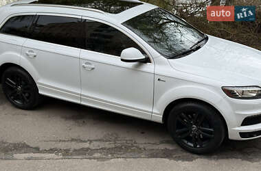 Внедорожник / Кроссовер Audi Q7 2011 в 