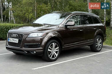 Внедорожник / Кроссовер Audi Q7 2013 в 