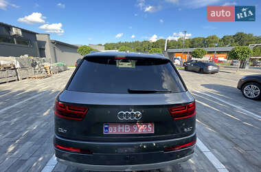 Внедорожник / Кроссовер Audi Q7 2018 в 