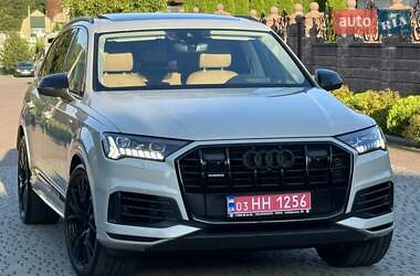 Внедорожник / Кроссовер Audi Q7 2020 в 