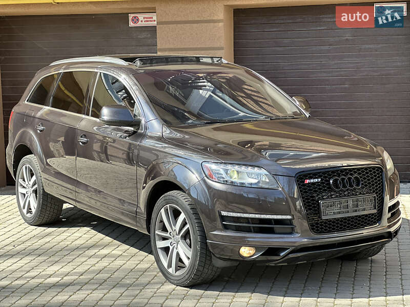 Внедорожник / Кроссовер Audi Q7 2011 в 