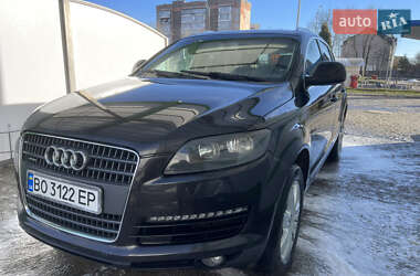 Позашляховик / Кросовер Audi Q7 2006 в Чорткові