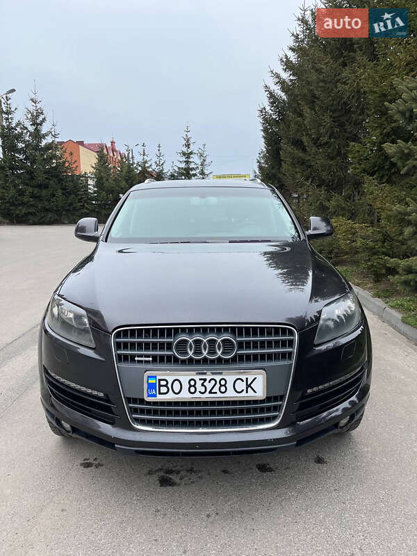 Внедорожник / Кроссовер Audi Q7 2006 в Чорткове