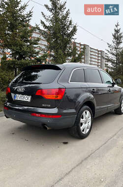 Позашляховик / Кросовер Audi Q7 2006 в 