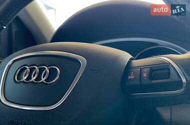 Внедорожник / Кроссовер Audi Q7 2014 в 