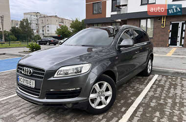 Внедорожник / Кроссовер Audi Q7 2007 в 