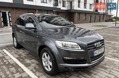 Внедорожник / Кроссовер Audi Q7 2007 в 