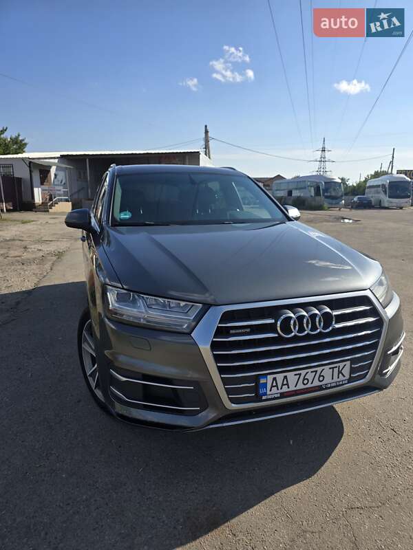 Audi Q7 2017